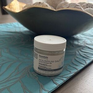 Essentials Pet Expert Approved Aquarium Salt - White Jar and Blue Label Accents